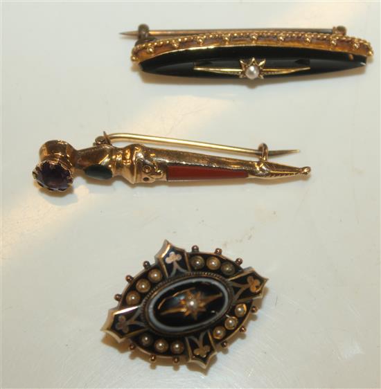 3 gold and hardstone brooches